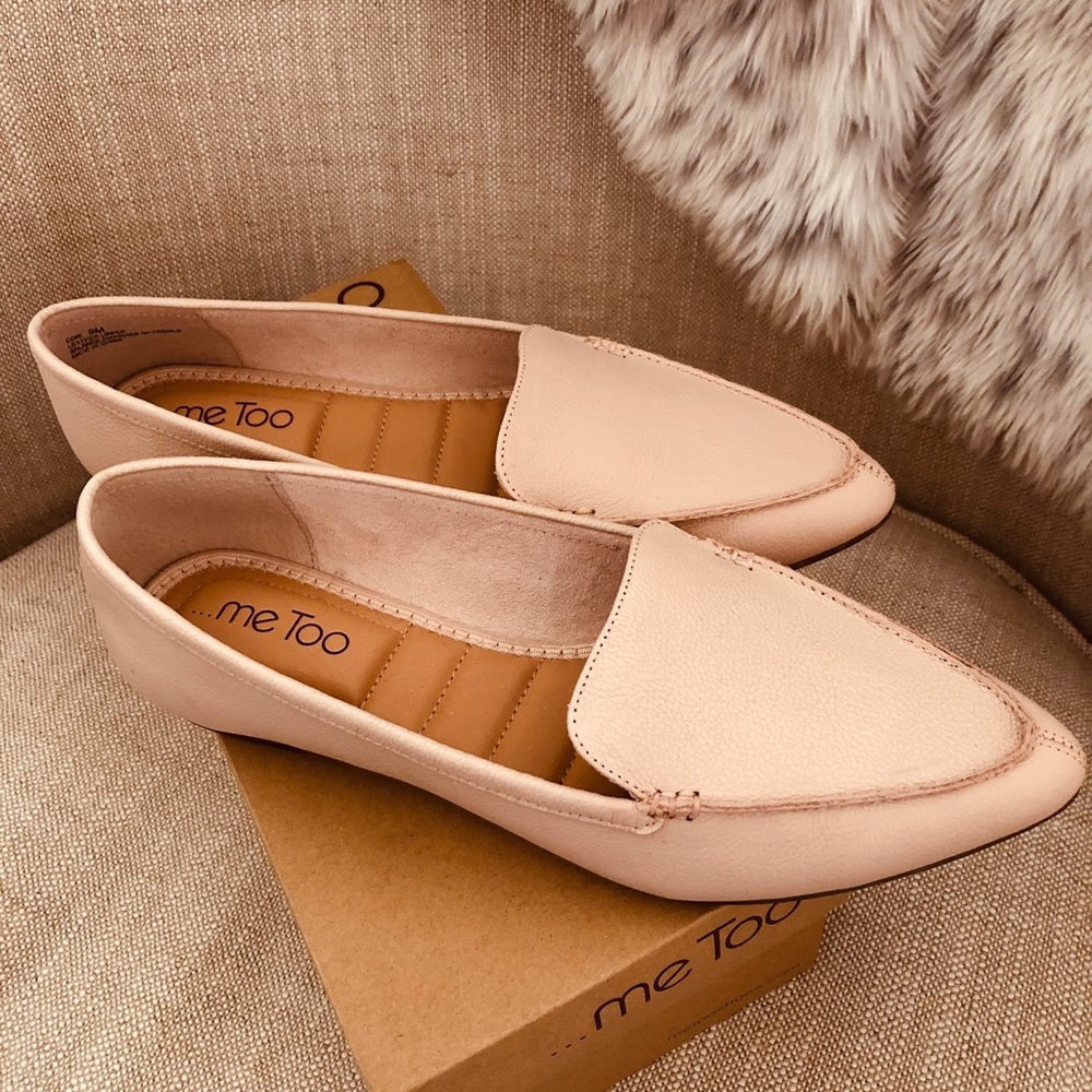 Me Too Cori Leather Flats size 9